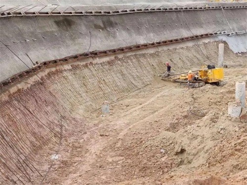 荆州基坑边坡加固